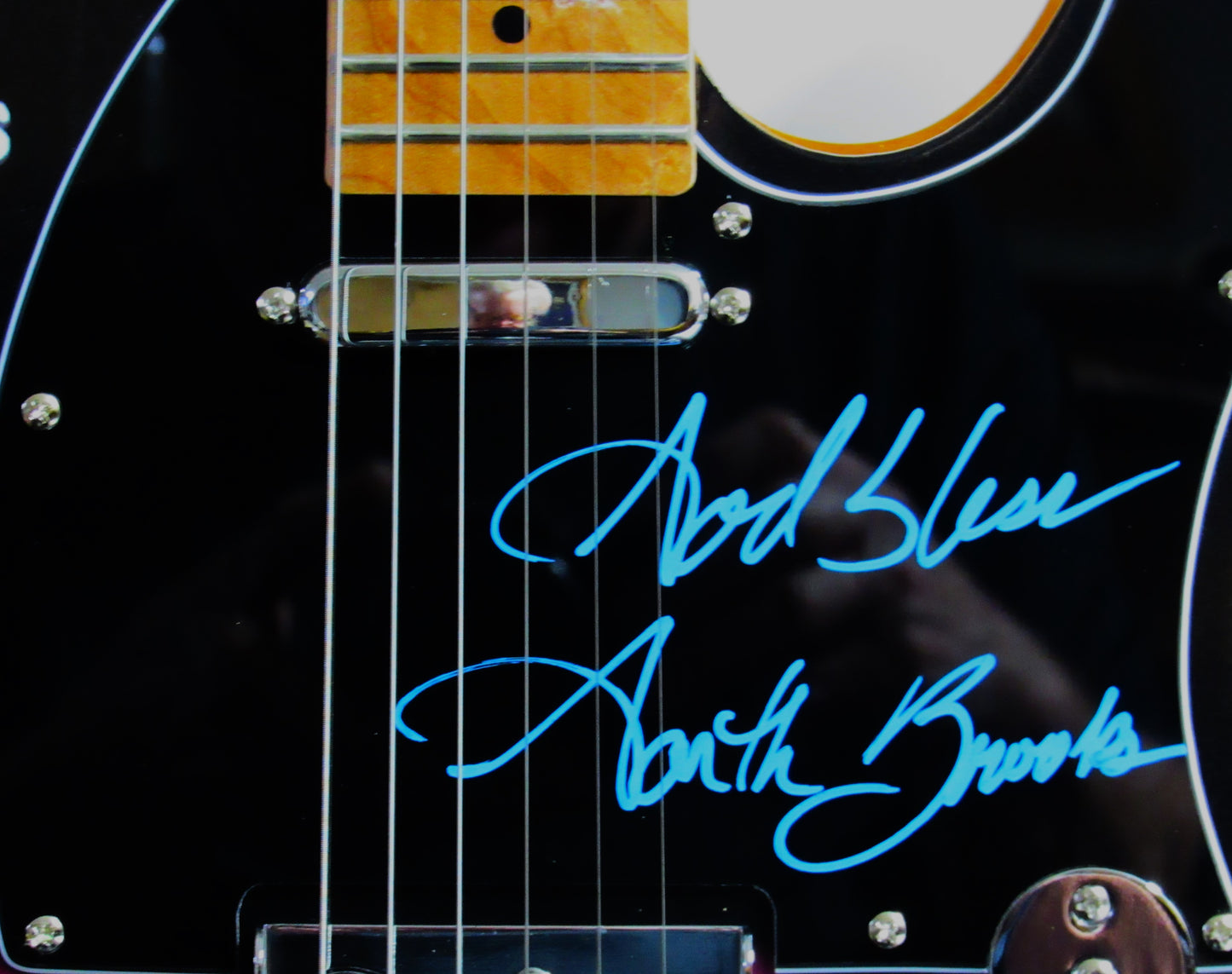 Garth Brooks Autographed Guitar