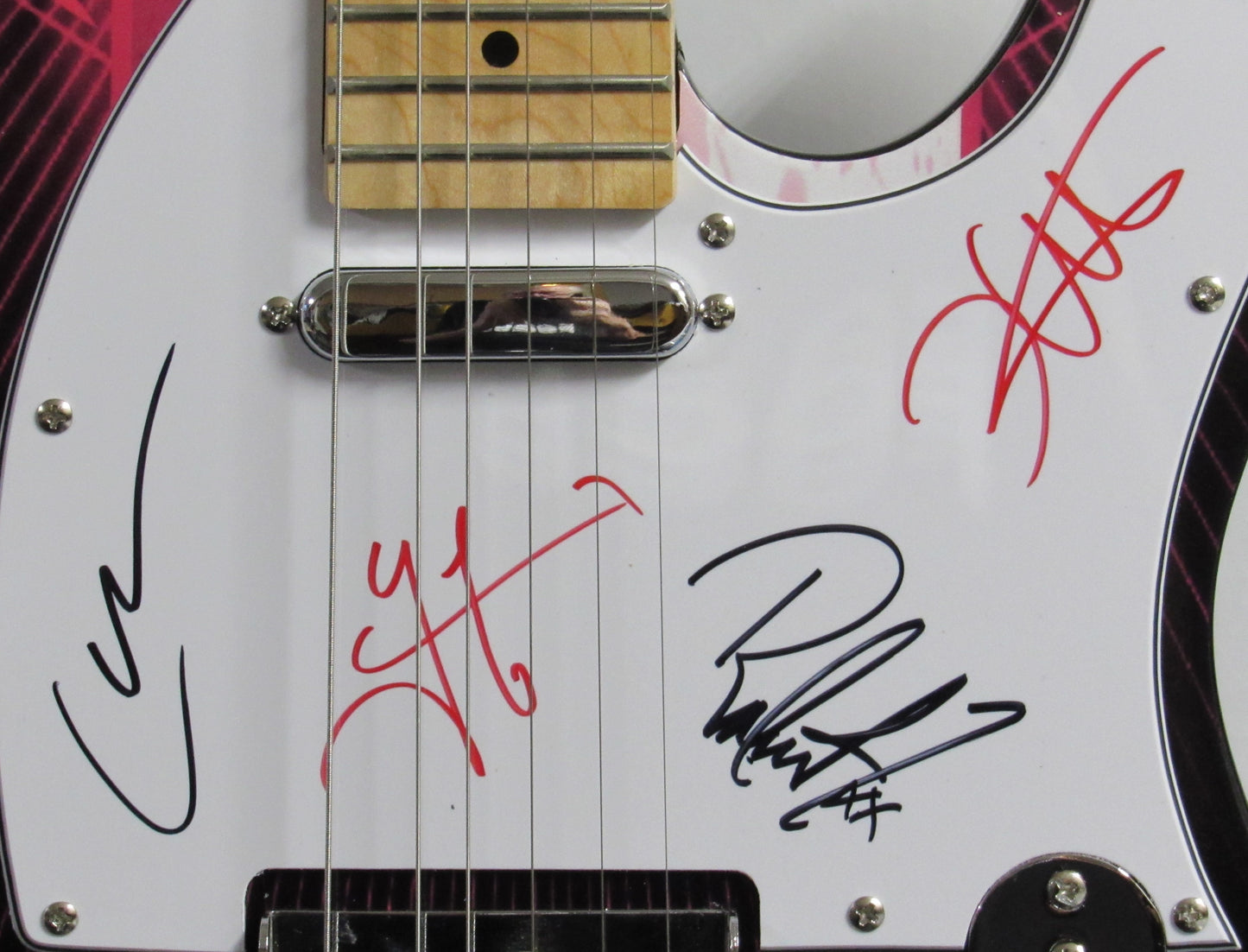 Metallica - Band Autographed Electric Guitar " Kill Em All "